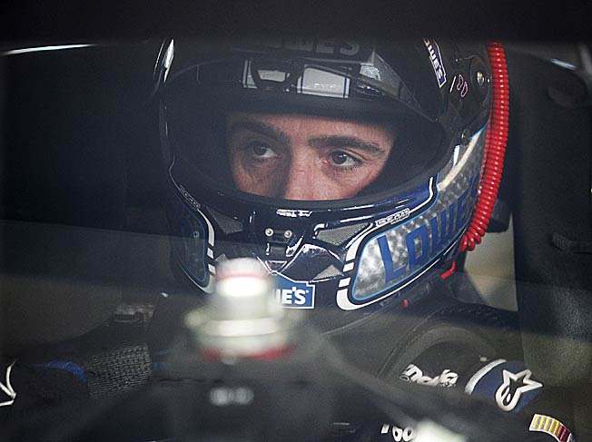 With his sixth Cup championship in sight, Jimmie Johnson just has to avoid trouble to win it.